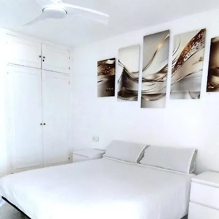 Babilonia - Seeview, Pool&garden Apartamento *